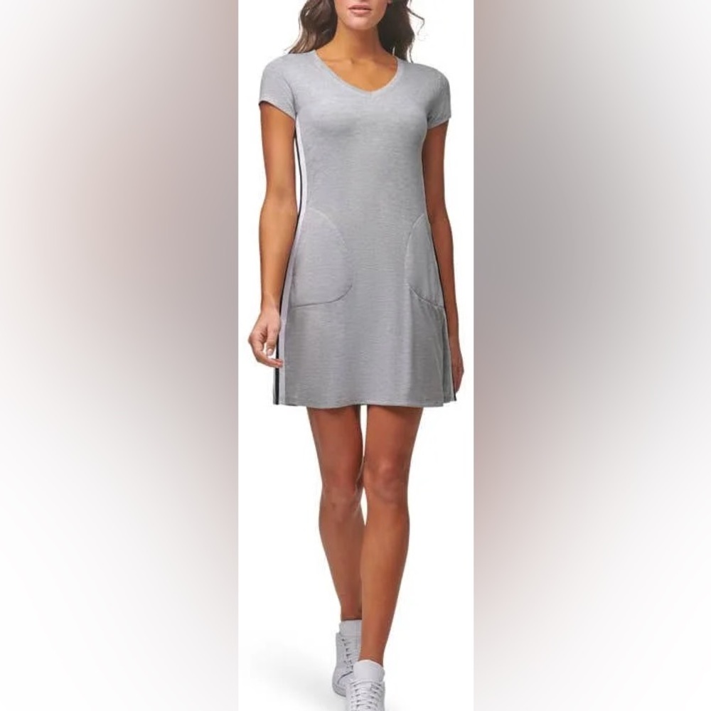 Pocket T-Shirt Dress | MARC NEW YORK PERFORMANCE | Medium